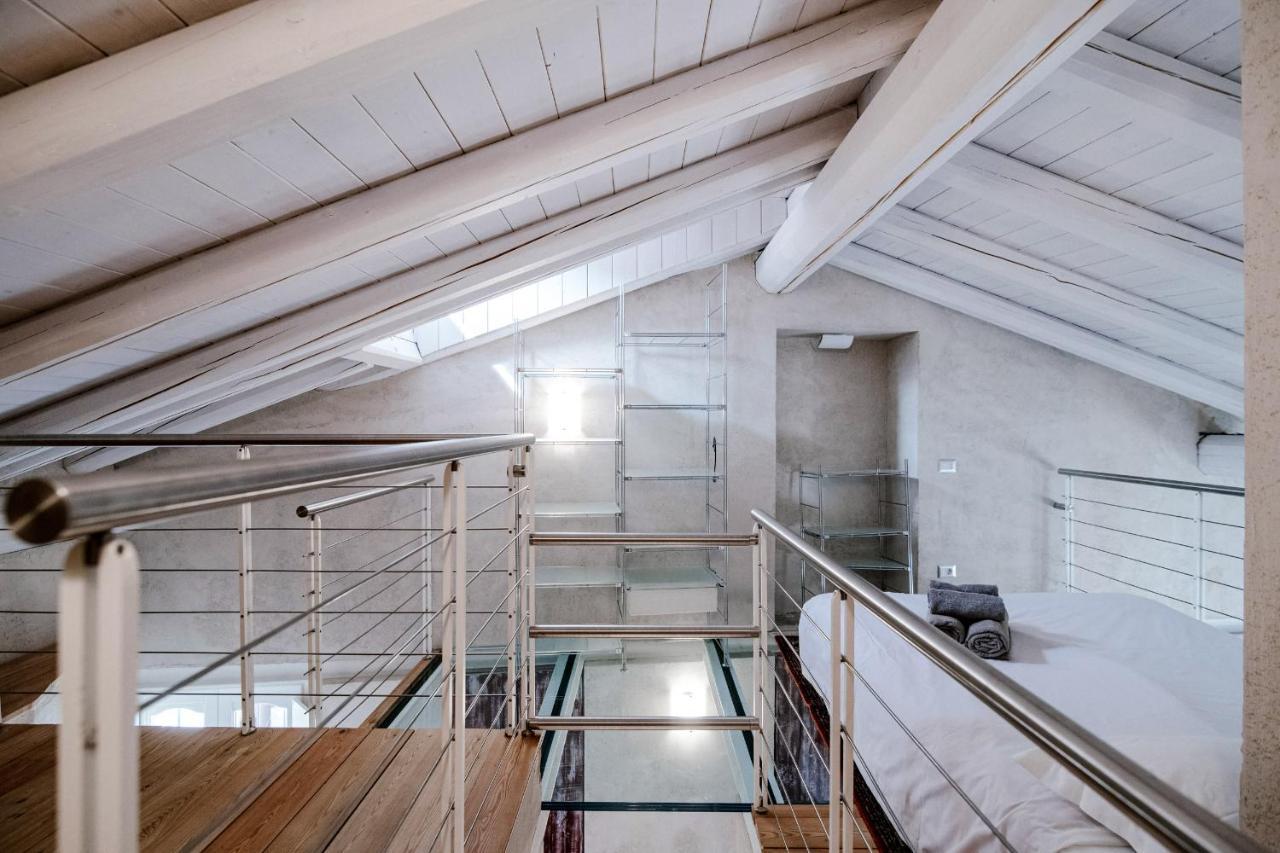 House Of Glass Cathedral View - The House Of Travelers Como Exterior foto