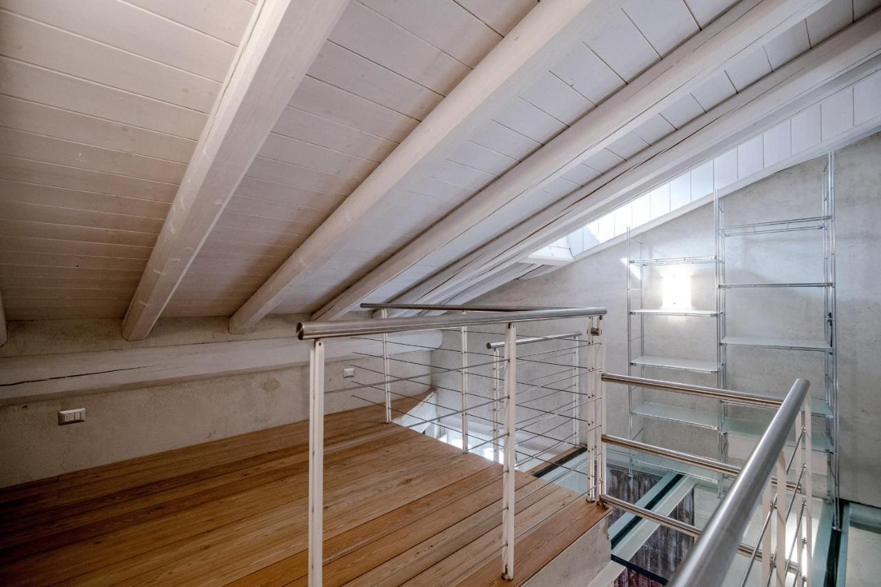 House Of Glass Cathedral View - The House Of Travelers Como Exterior foto